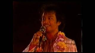 Download lagu 1985 : Jeffridin & The Zurah - TERMENUNG & KENANGAN KU (Live) mp3