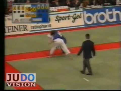 JUDO 1994 European Championships: Anneliese Anglberger (AUT) - Rowena Sweatman (GBR)
