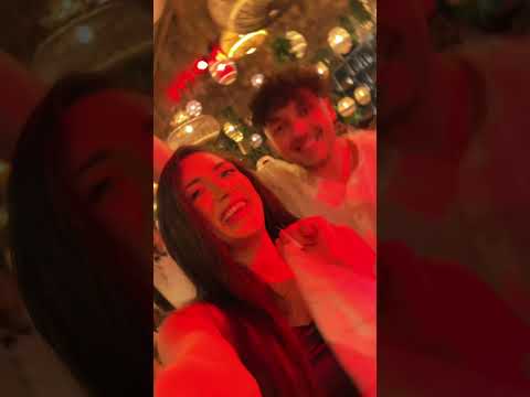 📍Ronda Beach Bar is a MUST visit if you are in Rhodes this summer. Greeks knows how to party🇬🇷