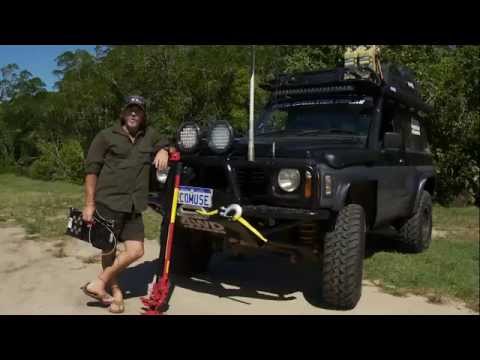 4WD ACTION'S GRAHAM CAHILL AND SHORTY - SAFE JACK HI-LIFT JACK