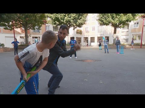 How cricket is helping refugees build a new life in France