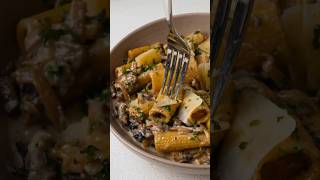 Download lagu Mushroom Rigatoni pasta, so delicious, so creamy mp3