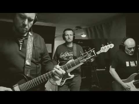 Midlife Heroes - Mr. Blues (live from rehearsal room)