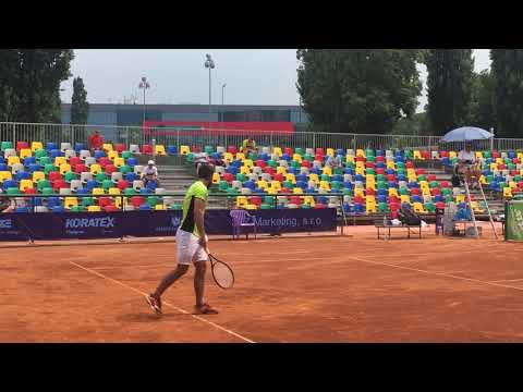 Šafránek surprise Moutet