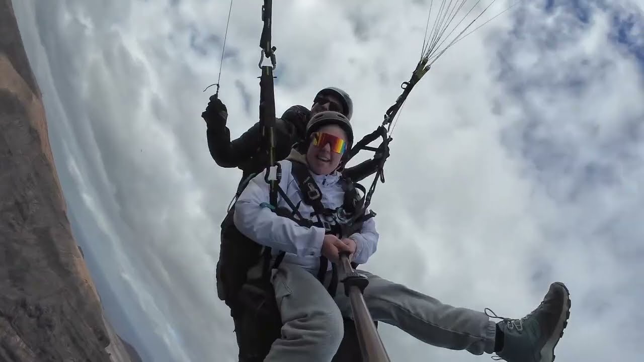 Paragliding in Lanzarote: you don't watch this, you live it
