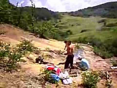 In gropi la Chechis , Salaj 1