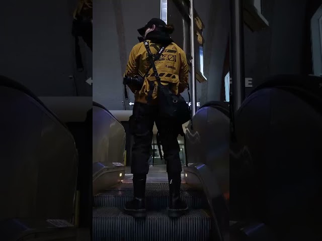 Vídeo relacionado con Japanese Cyberpunk Cybergoth Robot Techwear Cybercore Camiseta