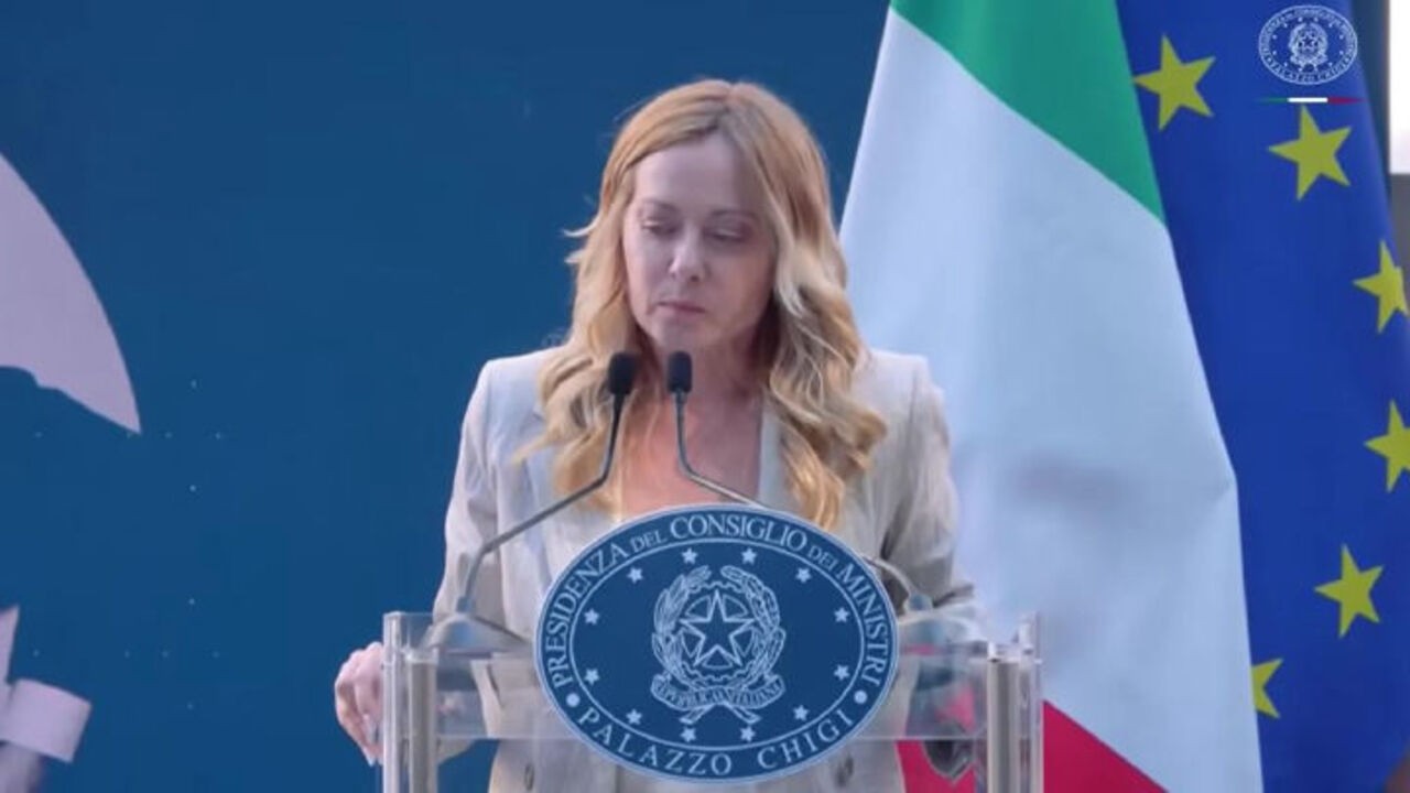Meloni allo svelamento resti Croma di Falcone: Abituata a parlare in pubblico, ma oggi è difficile