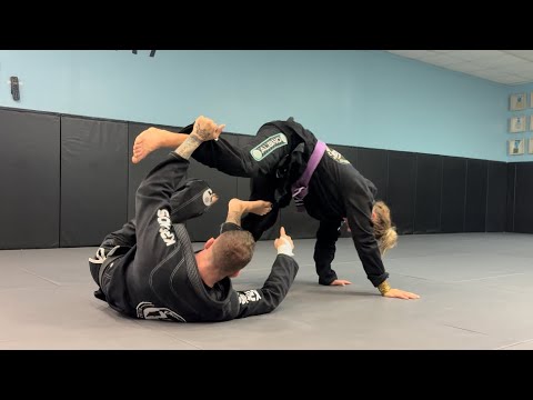 Leg drag defense into a sweep with the 70/30 hook, I call it shallow x! #jiujitsu#legdrag