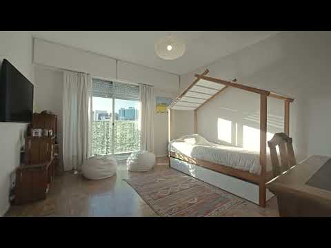Video de YouTube - Espectacular apartamento sobre la Rambla de Pocitos