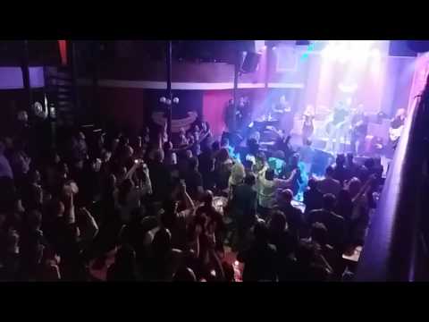 Não Quero Dinheiro - Participação Kiara Sasso no show Sharing Voices