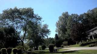 preview picture of video 'Low flying helicopter  in Brecksville, Ohio'