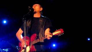 Roger McGuinn - Feel A Whole Lot Better / Chimes Of Freedom (Tivoli Utrecht)