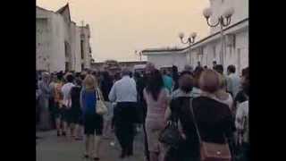 preview picture of video 'Funerali della donna travolta dal fango nel materano. Marconia e Pisticci nel giorno del dolore.'