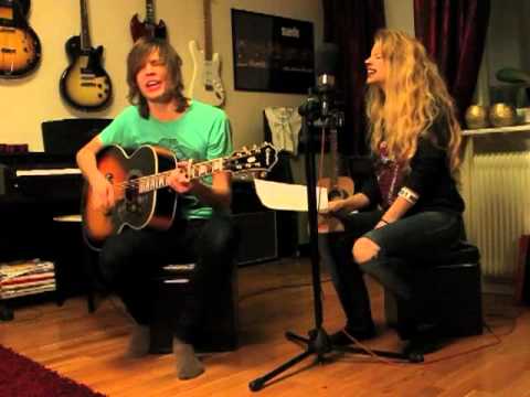 Tess Cameron & Henrik Palm: Let Me Entertain You - live cover