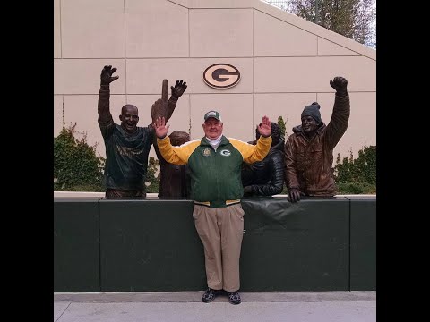 Brett Favre Salutes Fr. Matthew Twiggs