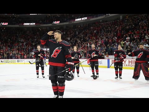 Justin Williams qui joue au HÉROS dès son retour..