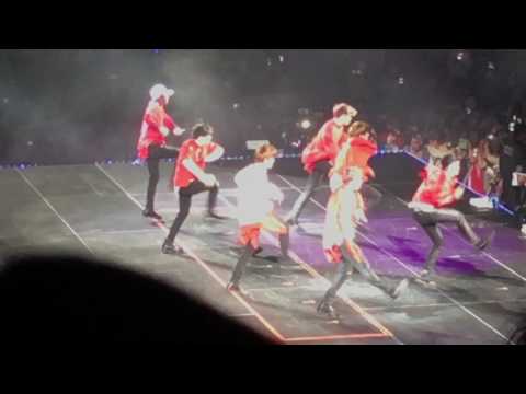 BTS - Save Me LIVE  (Wings Tour New York 03/24)