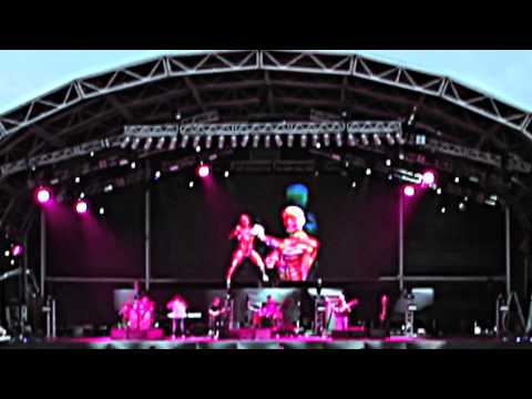 AlexLam X Clockenflap2014 - Beef (kick off)