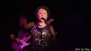 Hazel O&#39;Connor-(COVER PLUS) WE&#39;RE ALL GROWN UP-Live-The Corby Cube-Eng-UK-29.11.17-Breaking Glass