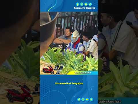 Heboh! Beredar Video Ultraman Ikut Pengajian