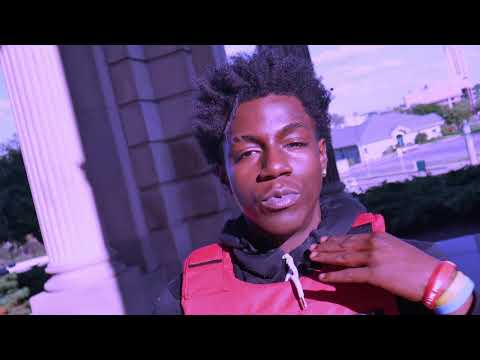 Lud Guapo - Bustdown  (Official Music Video)