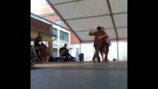 ELOY PRIM & MAIA GONZALO ARAMBURU -CON EL CACHIVACHE TANGO ORQUESTA