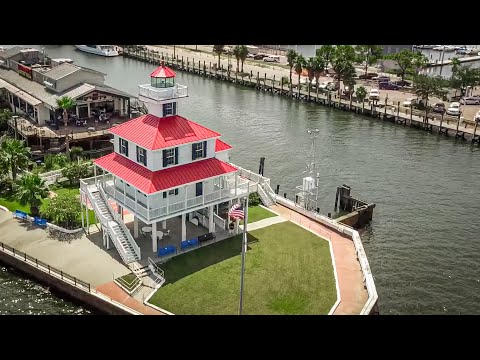 New Canal Lighthouse on Lake Pontchartrain: New Orleans roadside history