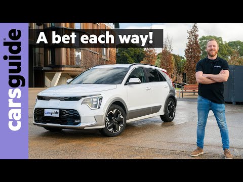 Hybrid or Electric? You choose with this new SUV! 2023 Kia Niro review (inc range, 0-100)
