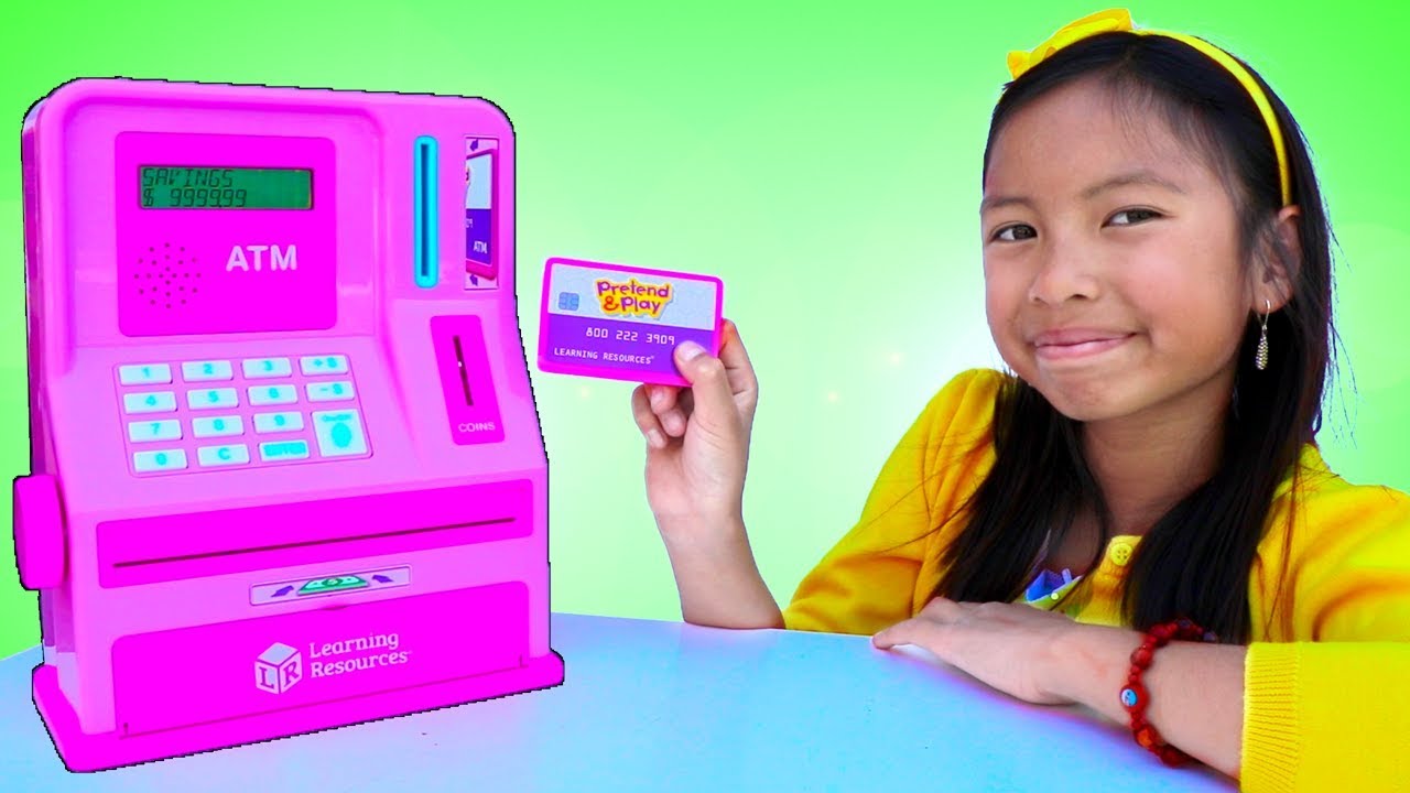 Wendy Juega con Cajero Automático de Juguete! Niños Aprenden Ahorrar Dinero |ATM Toy
