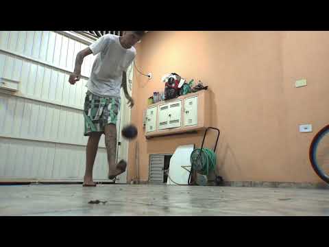 29. MC Renan R5 - Golaço (com MC Deko DK) {prod. Luz}