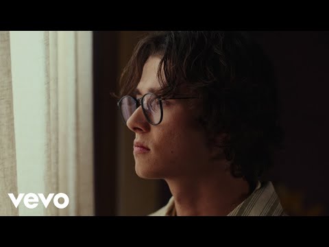 David Kushner - Love Worth Saving (Official Music Video)