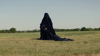 The Woman In The Yard | Trailer Ufficiale