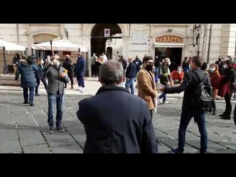 Ristoranti, palestre e piscine in piazza a Campobasso per protestare contro il Governo