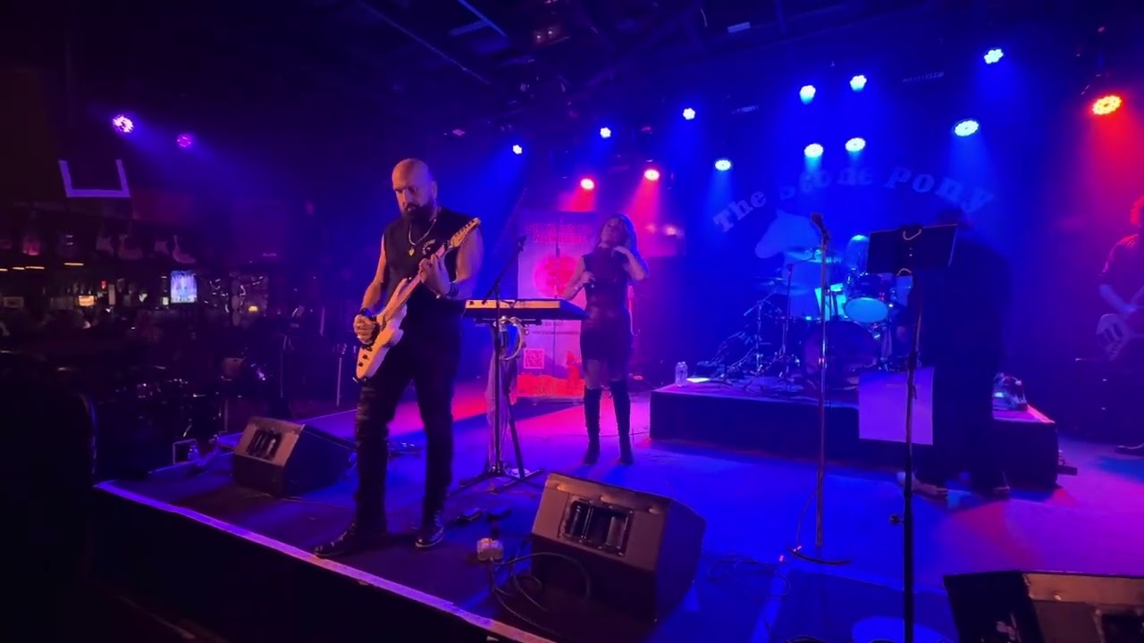 Video from Six Ways To Nowhere concert