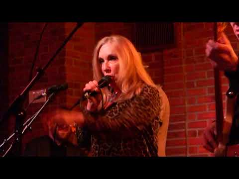 190124 Dee Miller / Dee Miller Band repping Minnesota Blues Society - YouTube by JazzBluesFlorida