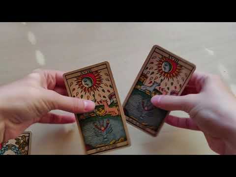 211. Pablo Robledo Tarot - differences between editions