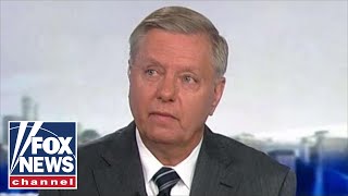 Graham&#39;s warning to Trump: World is &#39;sizing you up&#39;