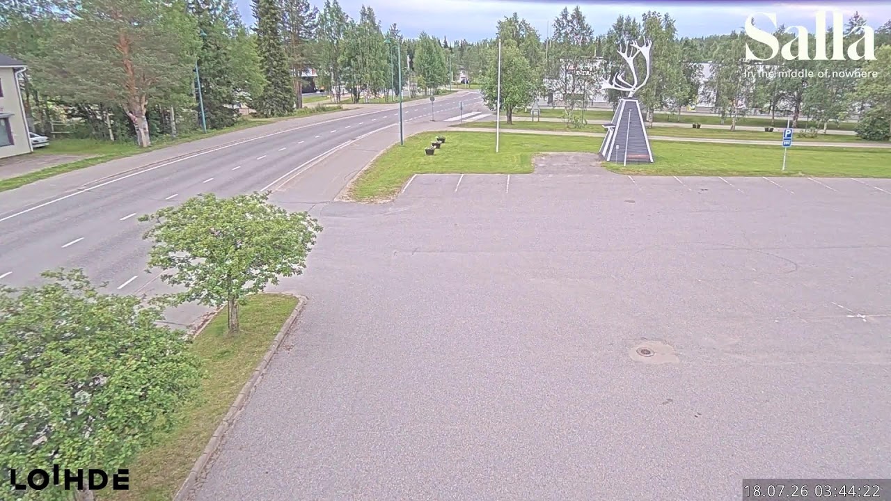 Live webcam view of Monumento del Reno de Salla