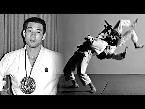 THE GODFATHER of Ne-waza - Katsuhiko Kashiwazaki 【柏崎 克彦】 / Judo Legend Highlights