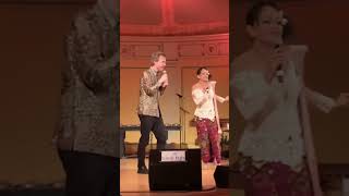 lagu nasi Padang yg viral oleh Audun Kvitland tampil di Malam Budaya Indonesia di Oslo , Norwegia.