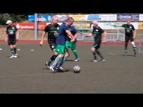 Laufen verboten - Fußballpokalturnier im HW-Leasing-Stadion auf eine andere Art
