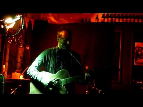 Tim Collingwood - Open Mic night のサムネイル