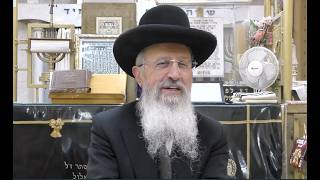 הגאון הרב אברהם יוסף שליט"א האם מותר להבדיל על הפת או על השכר כשאין יין סימן רצו סעיף ב