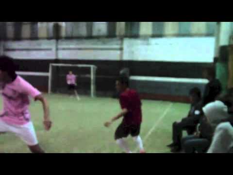 Los Pibes del CDM vs Superfly