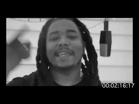 Rizzie Redd- Dont play with it Freestyle