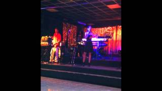 Chimene Badi, Le Mot Fin.wmv