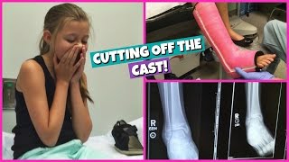 GABRIELLE GETS HER CAST CUT OFF!