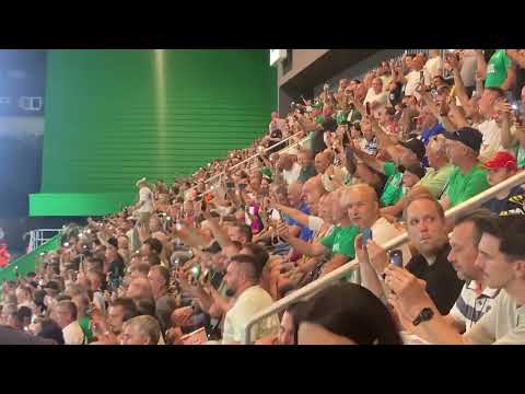 Plná Futbal Tatran Aréna spievala A od Prešova