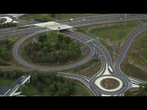 How to Navigate a Roundabout